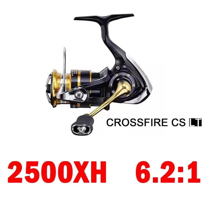 Molinete DAIWA CROSSFIRE CS LT – Light & Tough | 4–12 kg Drag, Carretel LC-ABS de Alumínio, 185g a 320g, Ultraleve e Resistente